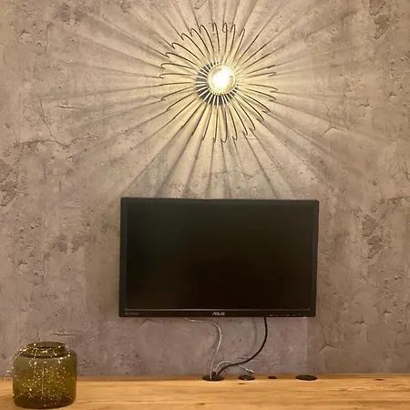 Pansiyon Fabulous Big With Balcon Arc Of Triumph