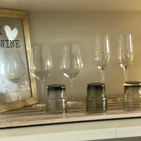 Fabulous Big With Balcon Arc Of Triumph Pansiyon Paris