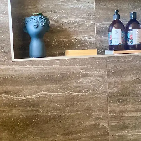 Fabulous Big With Balcon Arc Of Triumph